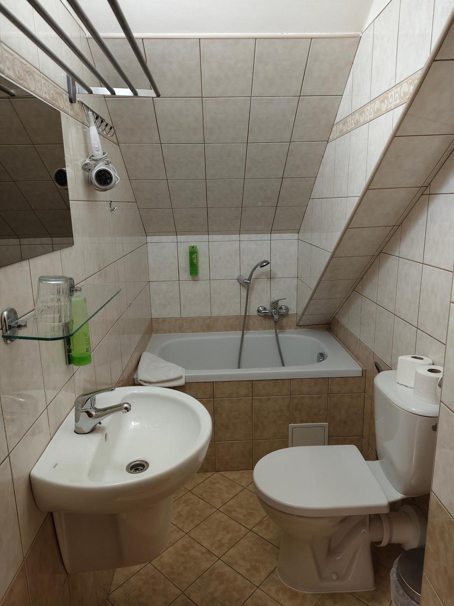 Hotel Bily Konicek Třeboň Exteriör bild
