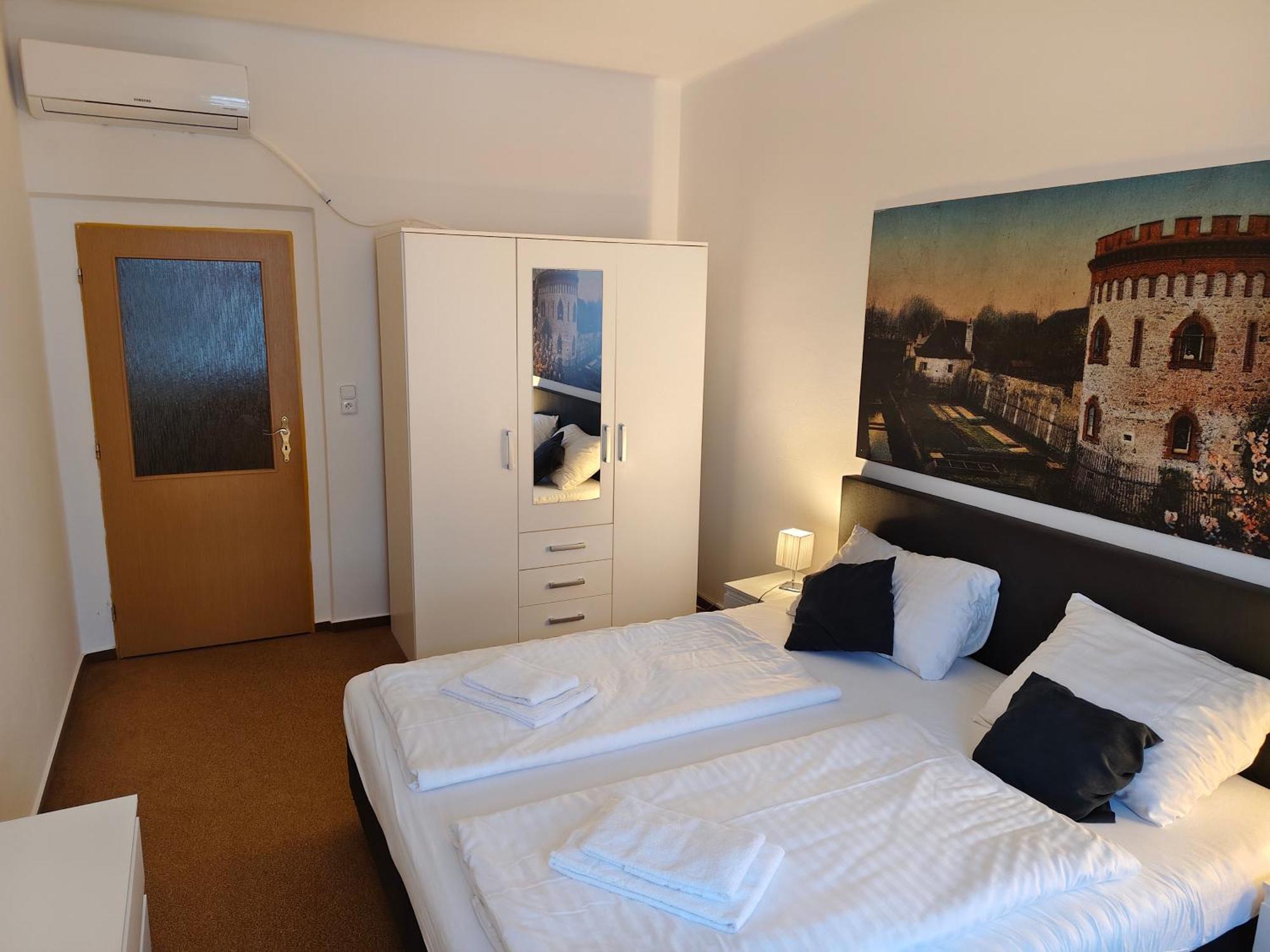Hotel Bily Konicek Třeboň Exteriör bild