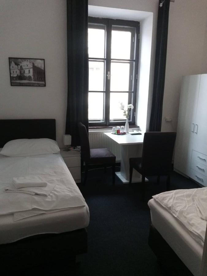 Hotel Bily Konicek Třeboň Exteriör bild